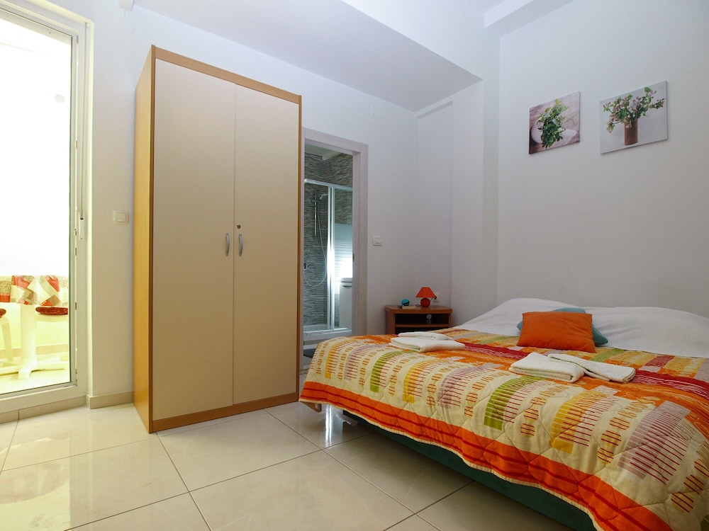 Apartments Orijana 898