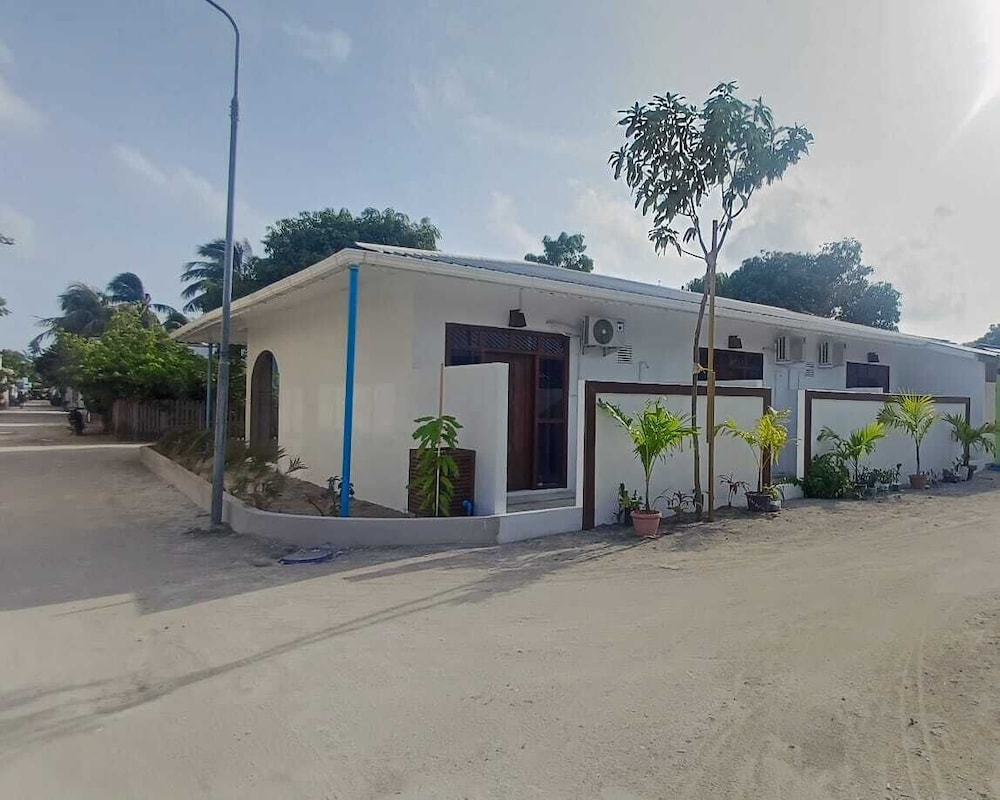 Luk inn at huraa