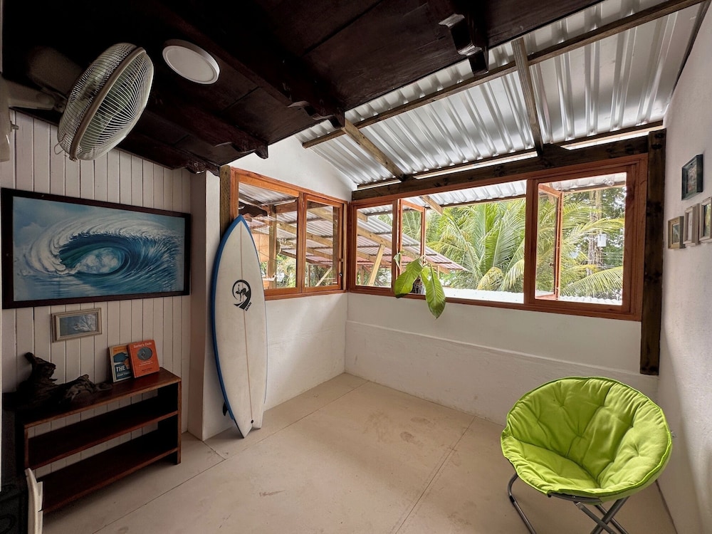 surfhouse pavones