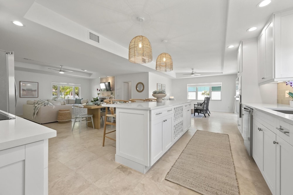 Latitude Adjustment Ami 3 Bedroom Home