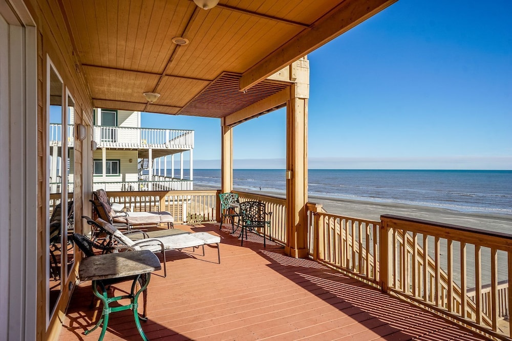 Paradise At Last by Ryson Vacation Rentals