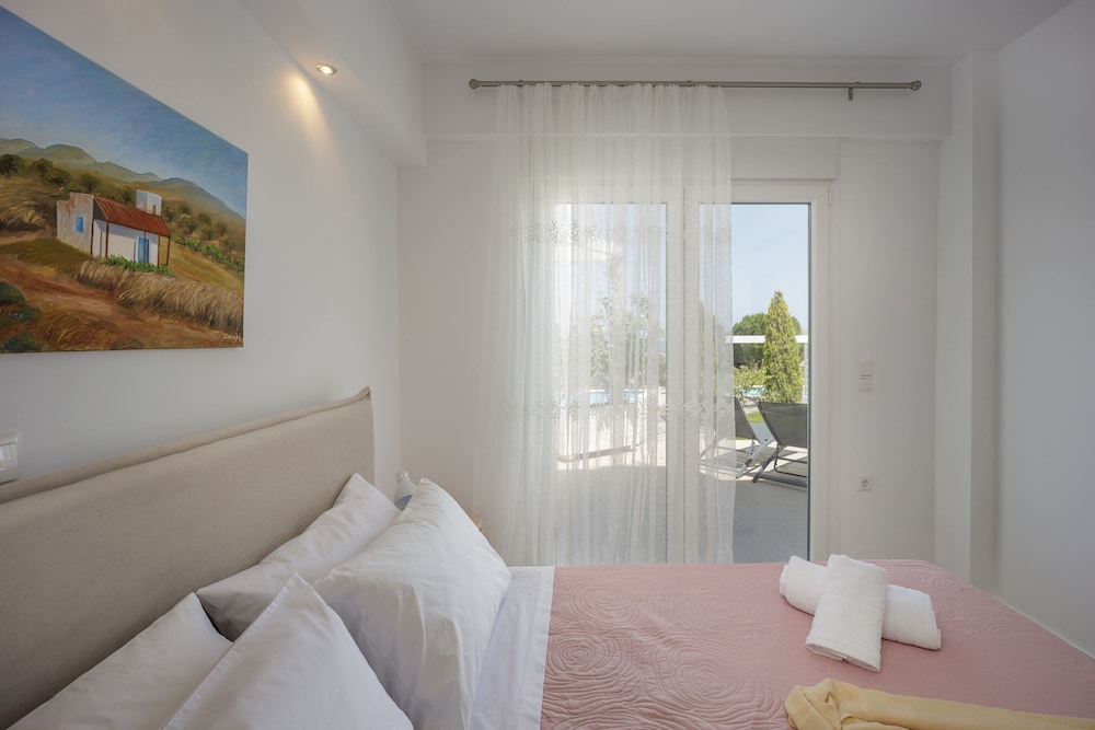 Blue Hills Villas by Estia Green 3
