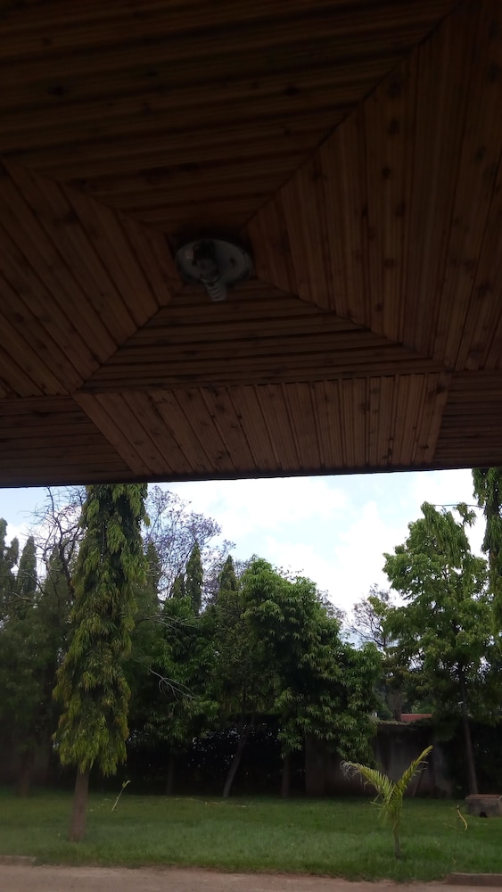 Kitolie Home and Lodge