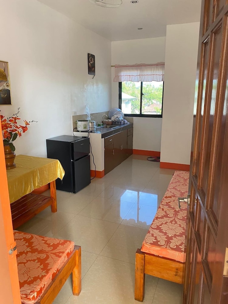 Enjoy and Have fun While Having Your Vacation, Come Book This Place