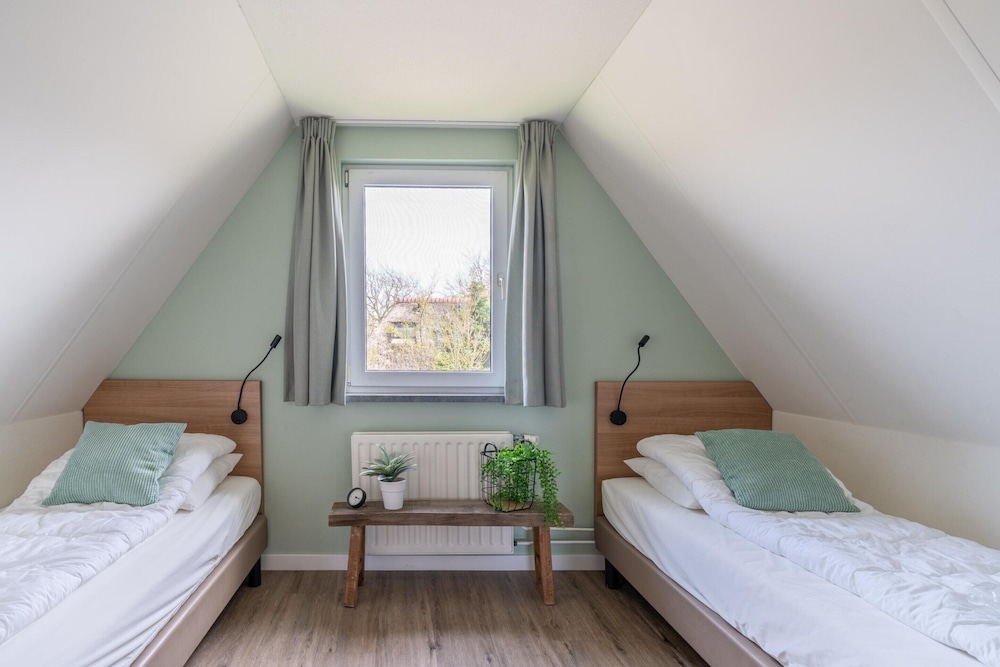 Tastefully and Modernly Furnished Holiday Home for 6 Persons
