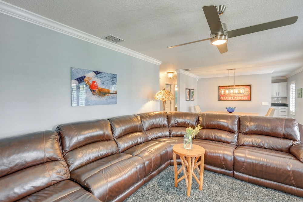 Suwannee River Retreat: Dock & Screened Porch!