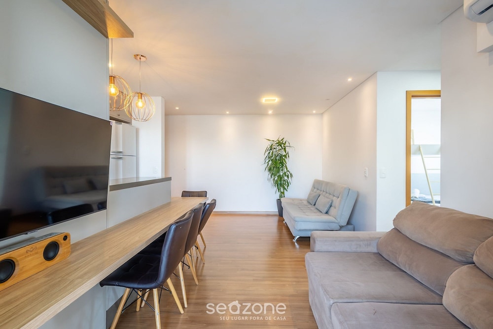 VAC - Beachfront Condo in Itajuba Beach
