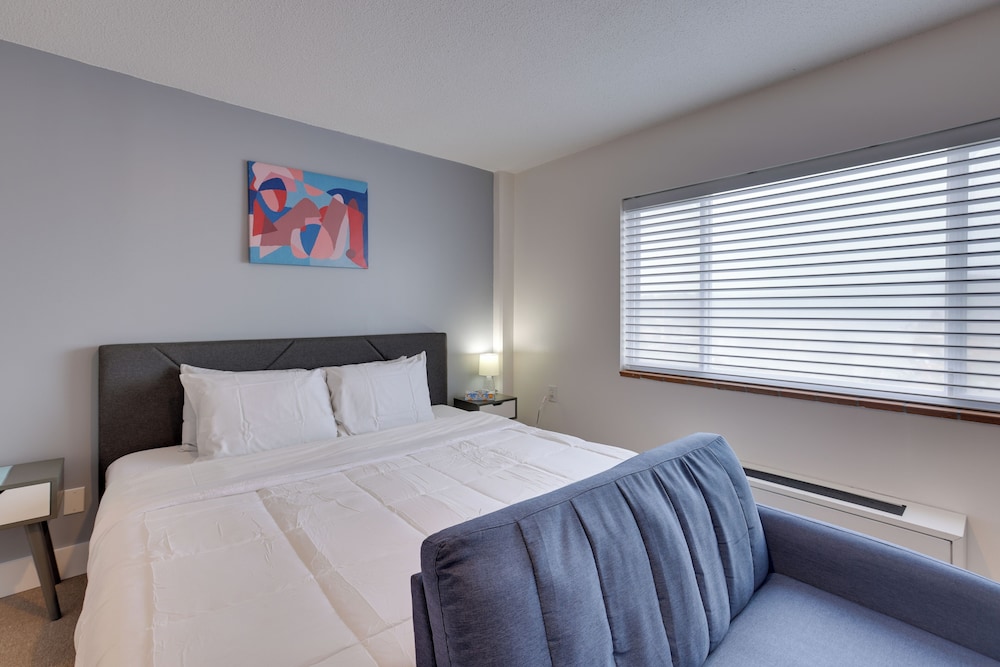 Studio in Gadsden ~ 10 Mi to the Coosa River! view 4