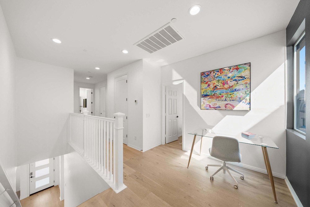 @ Marbella Lane - Curated 5BR in Upscale RMV Haven