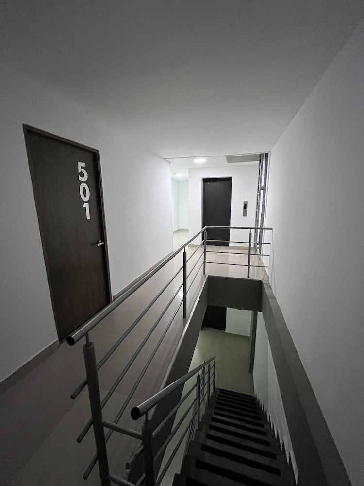 Hotel Granada Suites Deluxe
