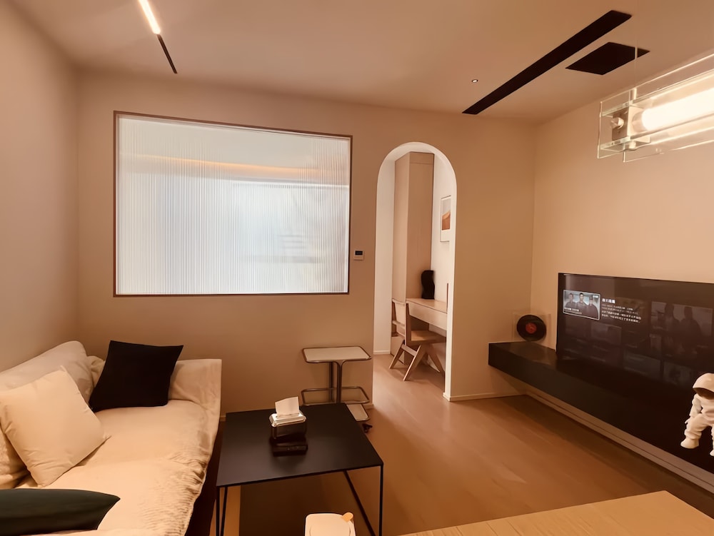 Shanghai Hills & Art Home