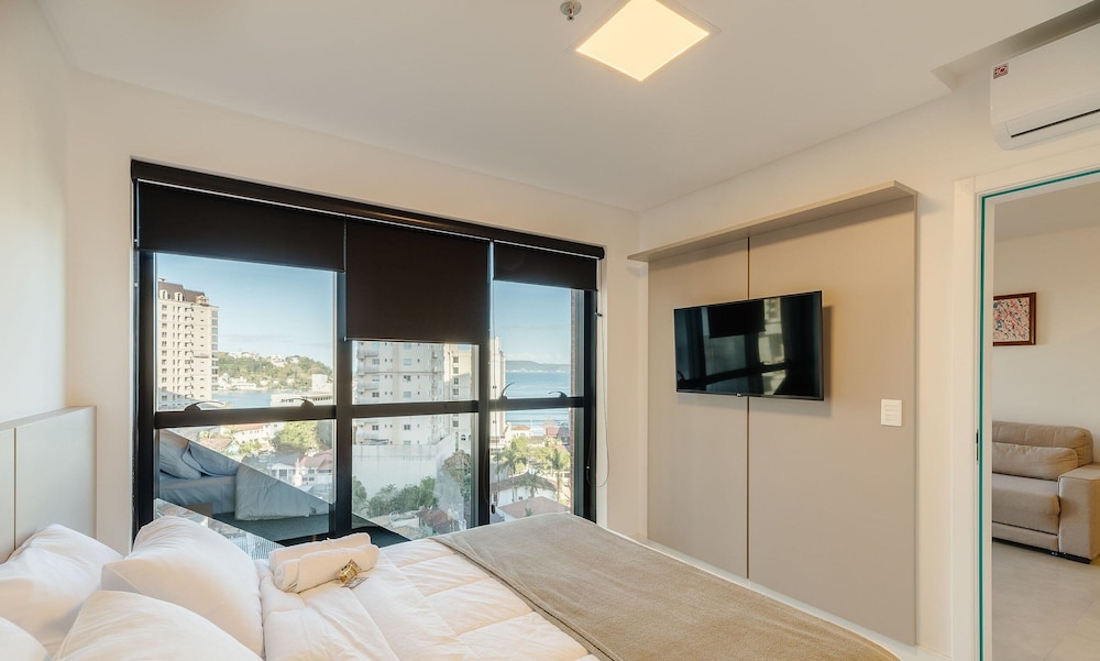 MHF II Apts Variados em Prédio com Vista para o Mar em Itapema