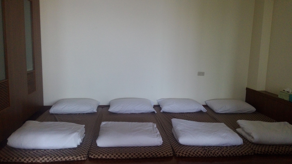 Caitlyn Hostel