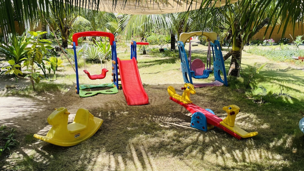 Footprints Beach Resort 166