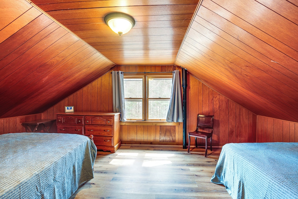 Private Dock, Deck & Yard: Deerskin Lake Retreat!
