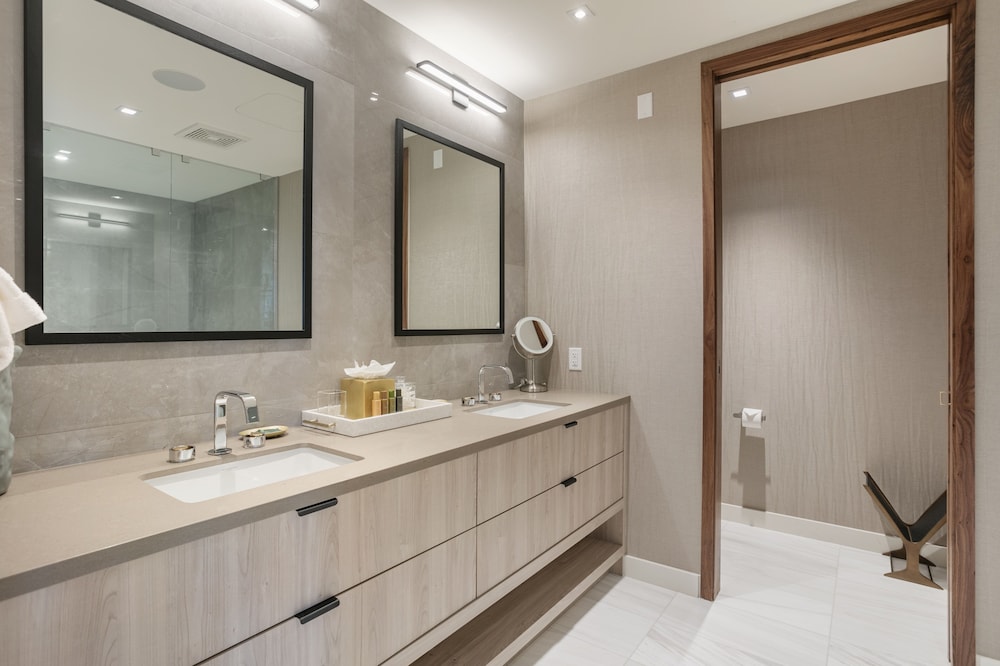 201 - Four Bedroom Argent 4 Condo