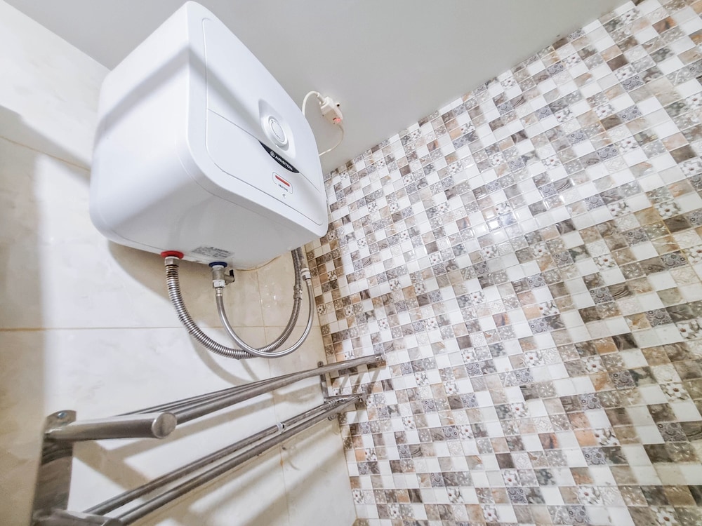 Mountain View Studio for 6 Pax at Mataram City Apartment