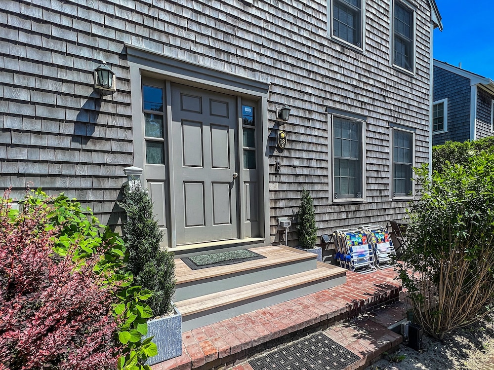 Nantucket Guest House view 3