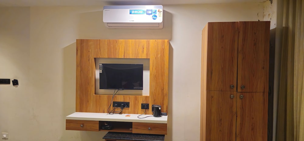 Hotel Aatithy