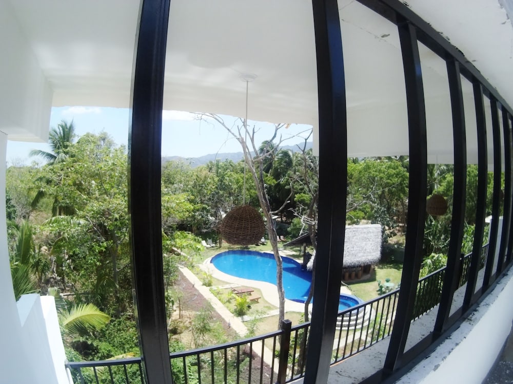 Sundaras Resort & Spa