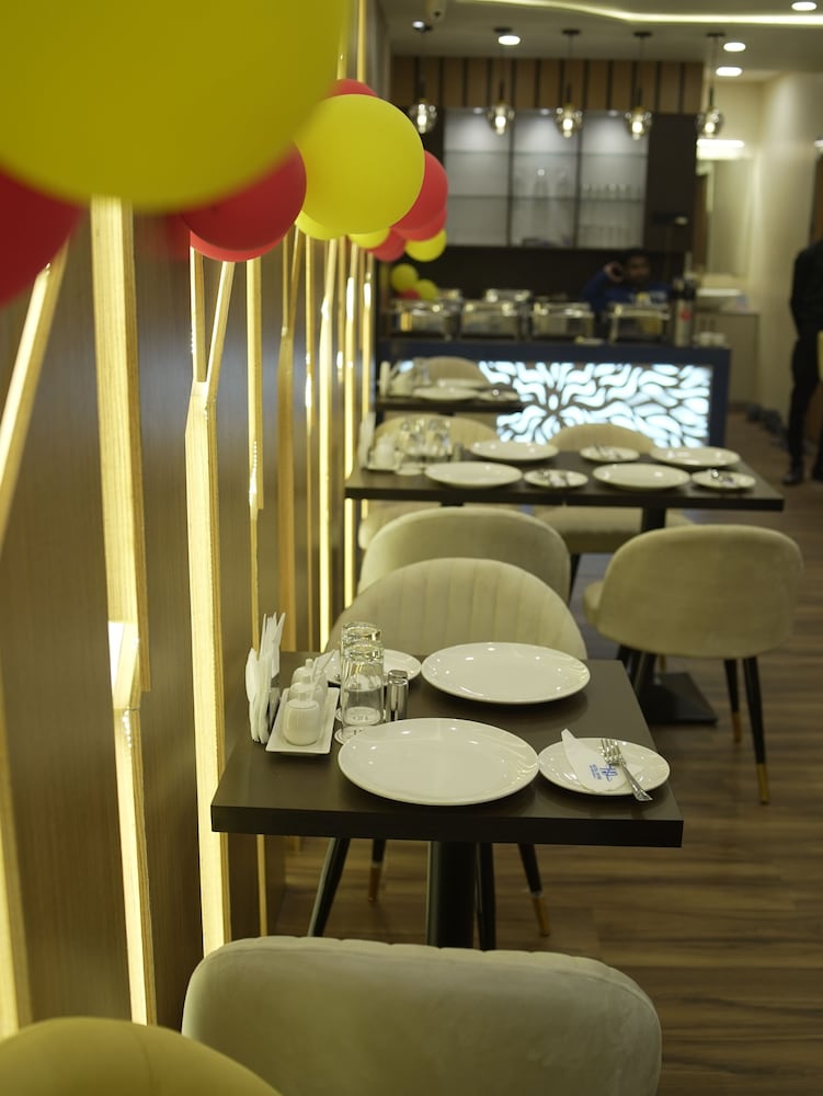 Hotel Divine international