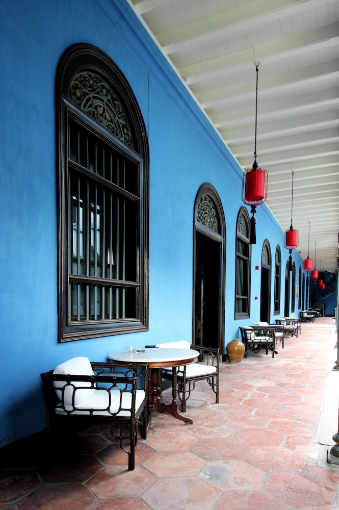 Cheong Fatt Tze - The Blue Mansion 124