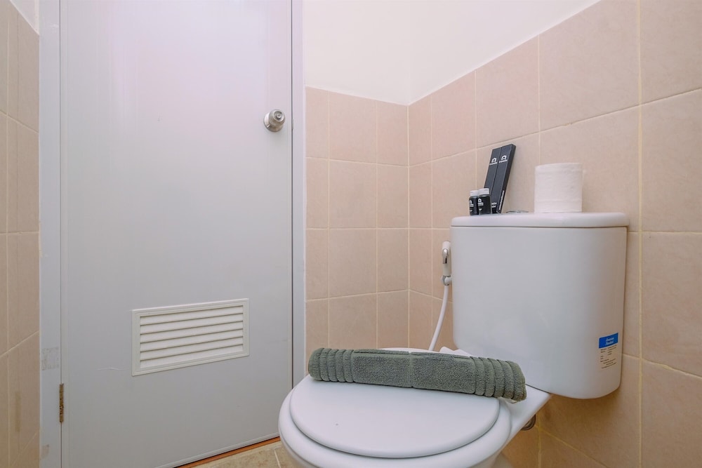 Nice and Fancy Studio Apartment at Podomoro Golf View