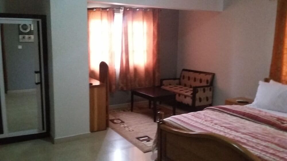 Buade Road view 3