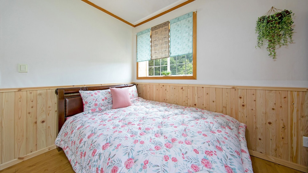 Secret Garden Pension