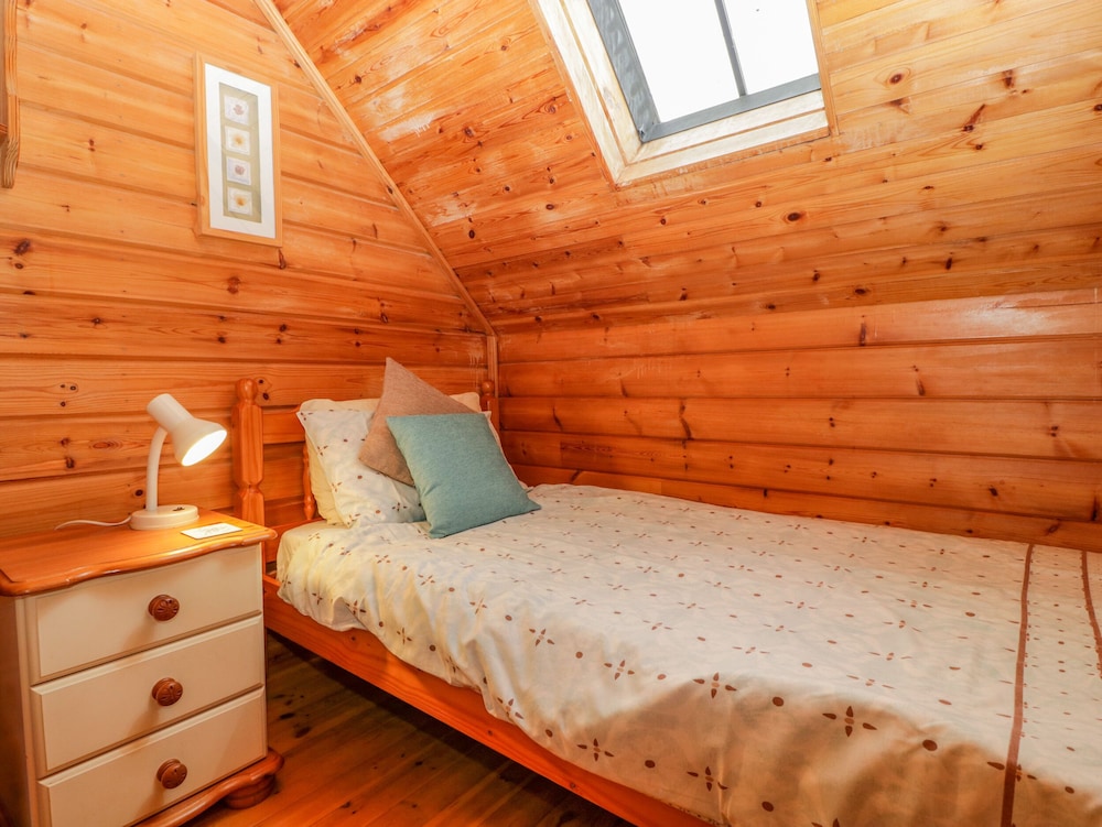 Orchard Lodge