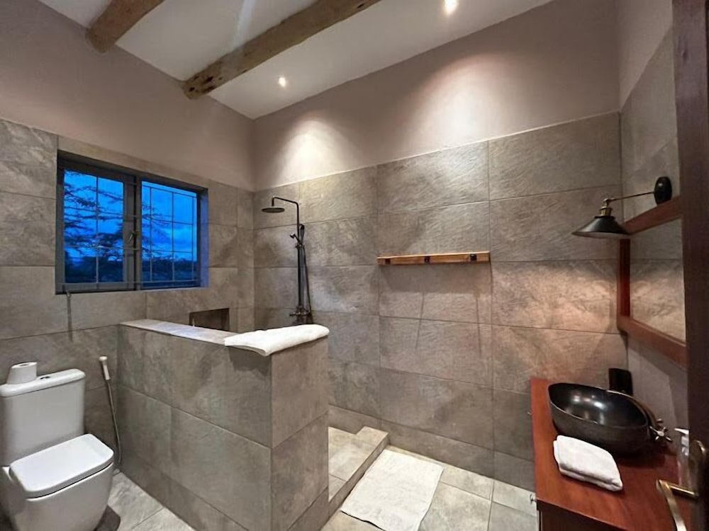 Lux Suites Leilani Annex Naivasha