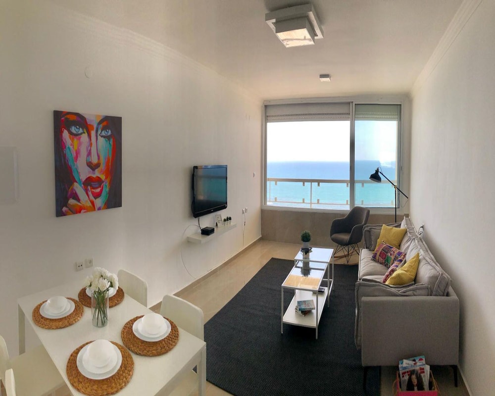 3BR Apt Beach View Best Loc Bat-Yam view 2