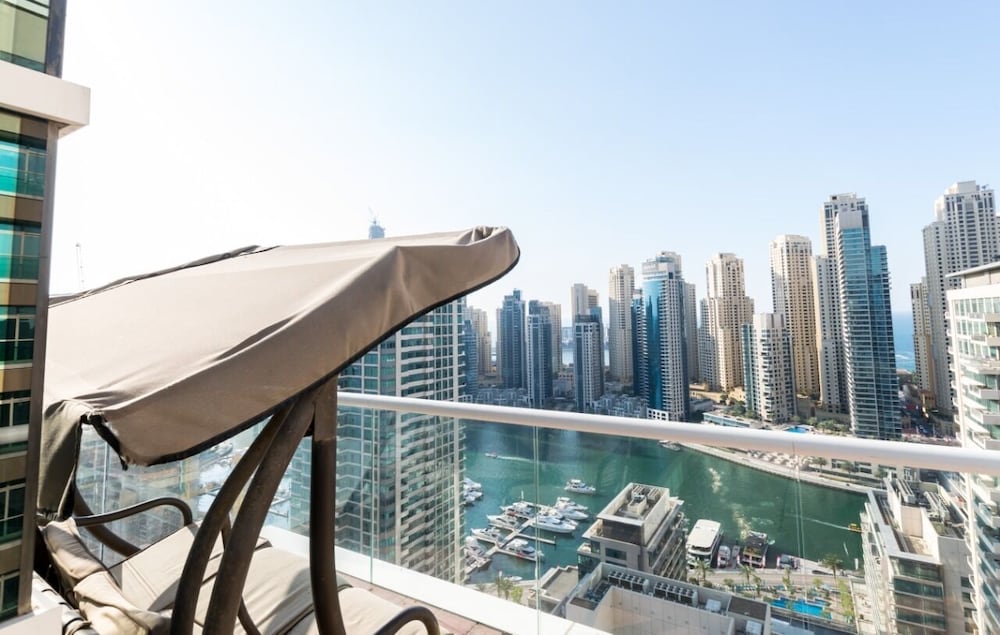 Marina Crown Tower