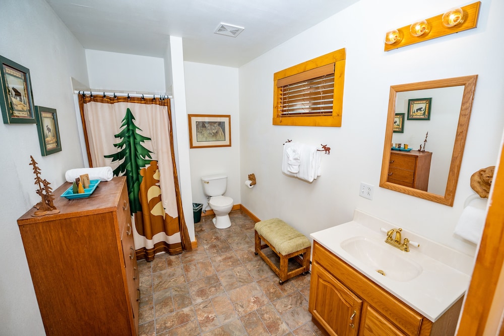 River Ridge Cottages - Property Image 28