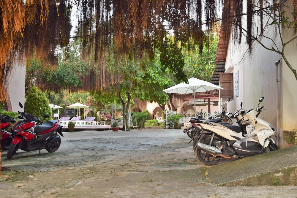 Diadem Resort