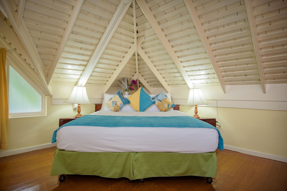 Comfort Apartments At The Ridge view 2
