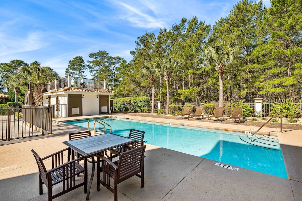 Modern Stay Near 30A w Pool Balcony Golf Cart Rental 30A Sunset Cove