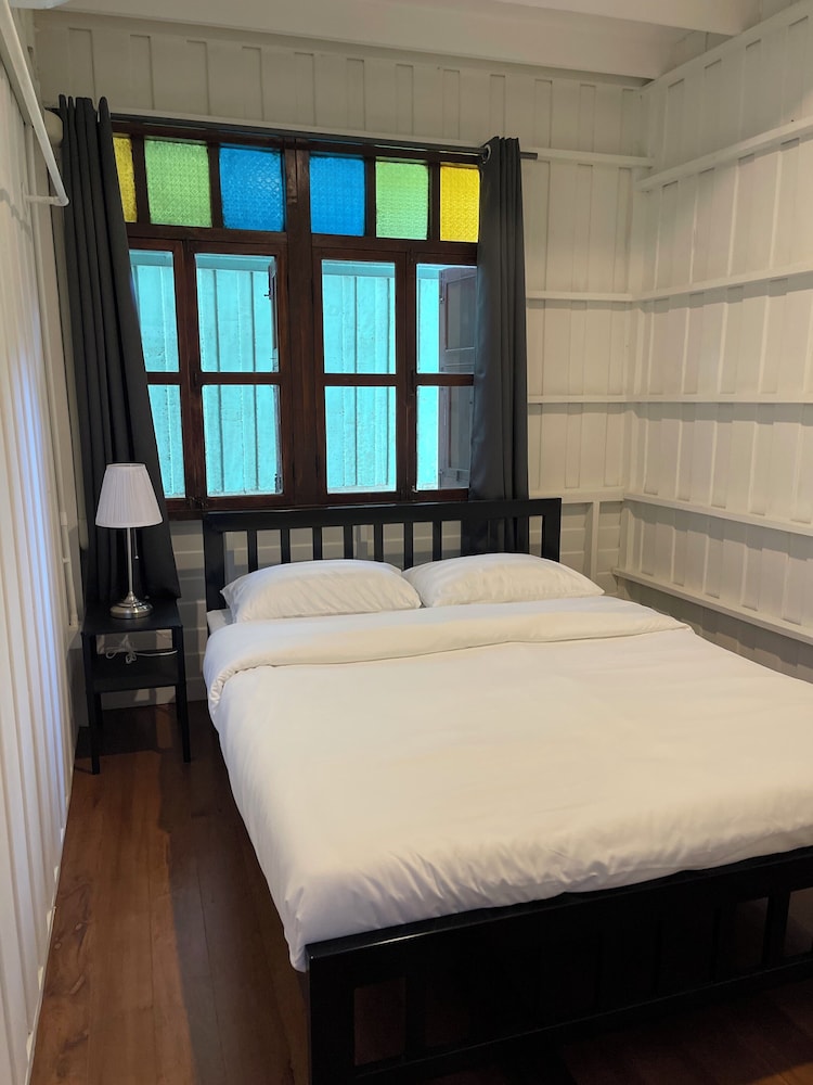 Green Cabin Hostel