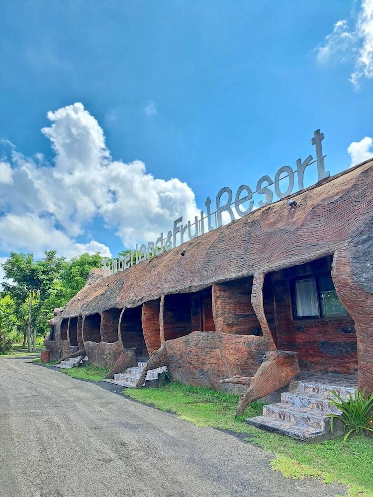 Timberland and Fruit Resort