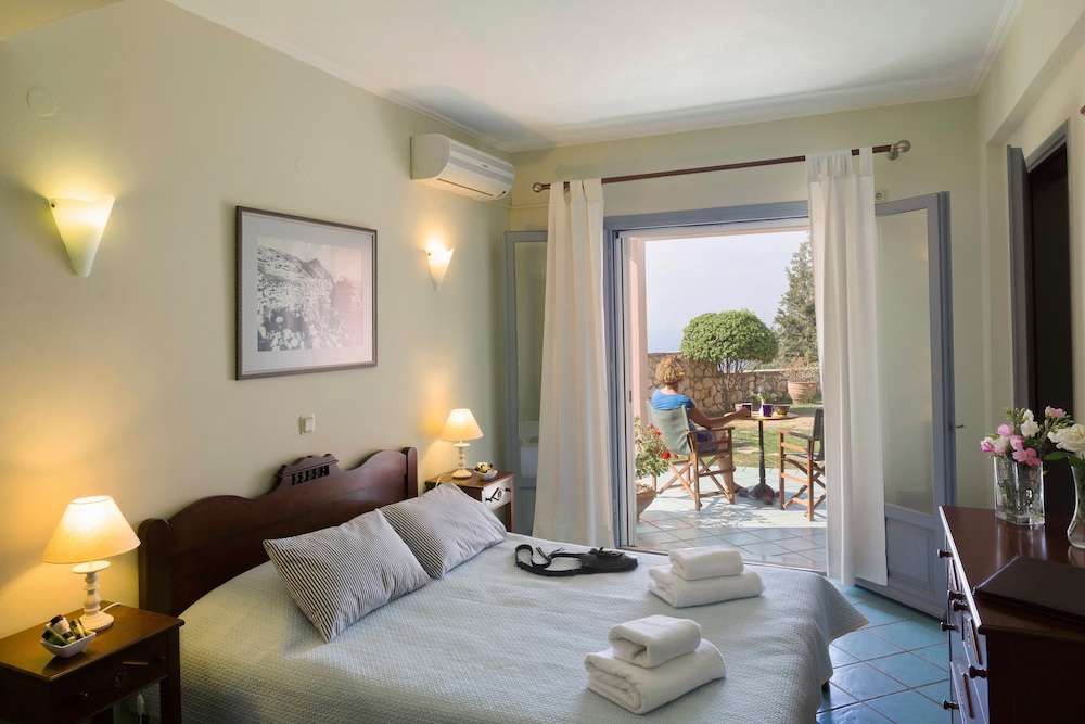 Mira Resort