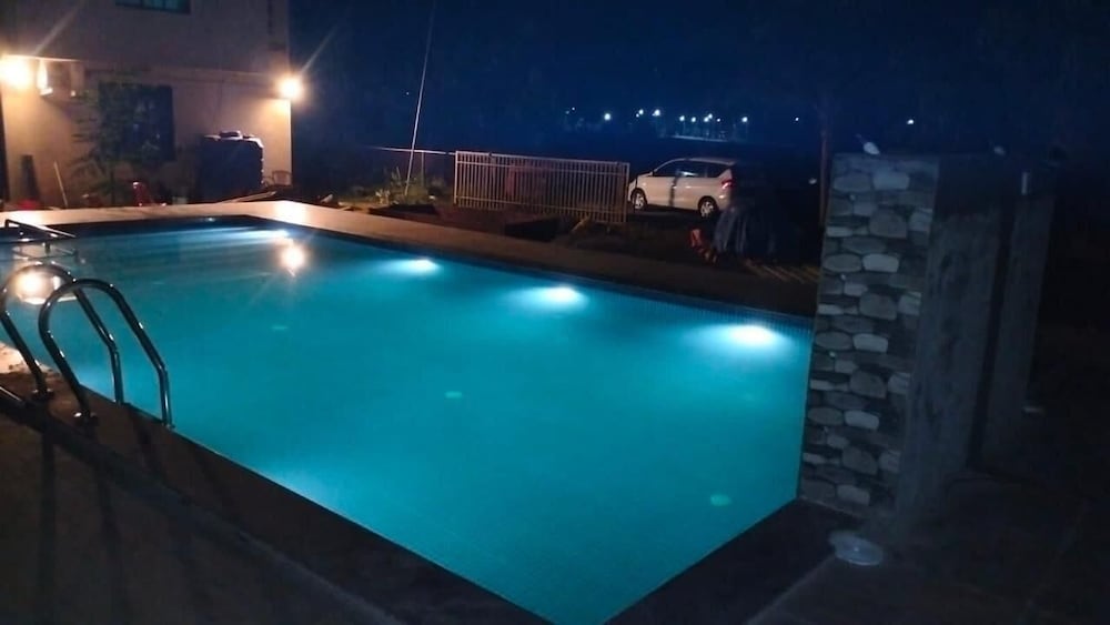 Nisarg Guest House