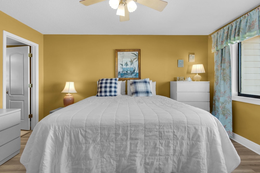 Santa Rosa Dunes 825