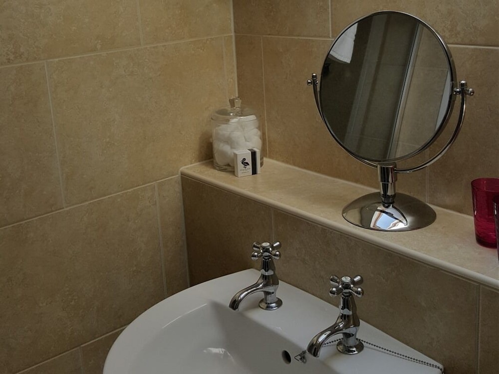 Shepton Mallet Vacations - The Natterjack Inn - Property Image 1