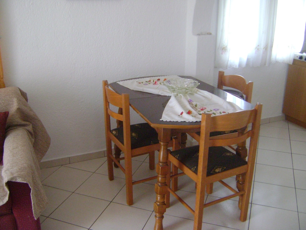 Kavousanos Apartments