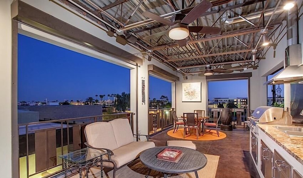 Urban Living By Signature Vacation Rentals