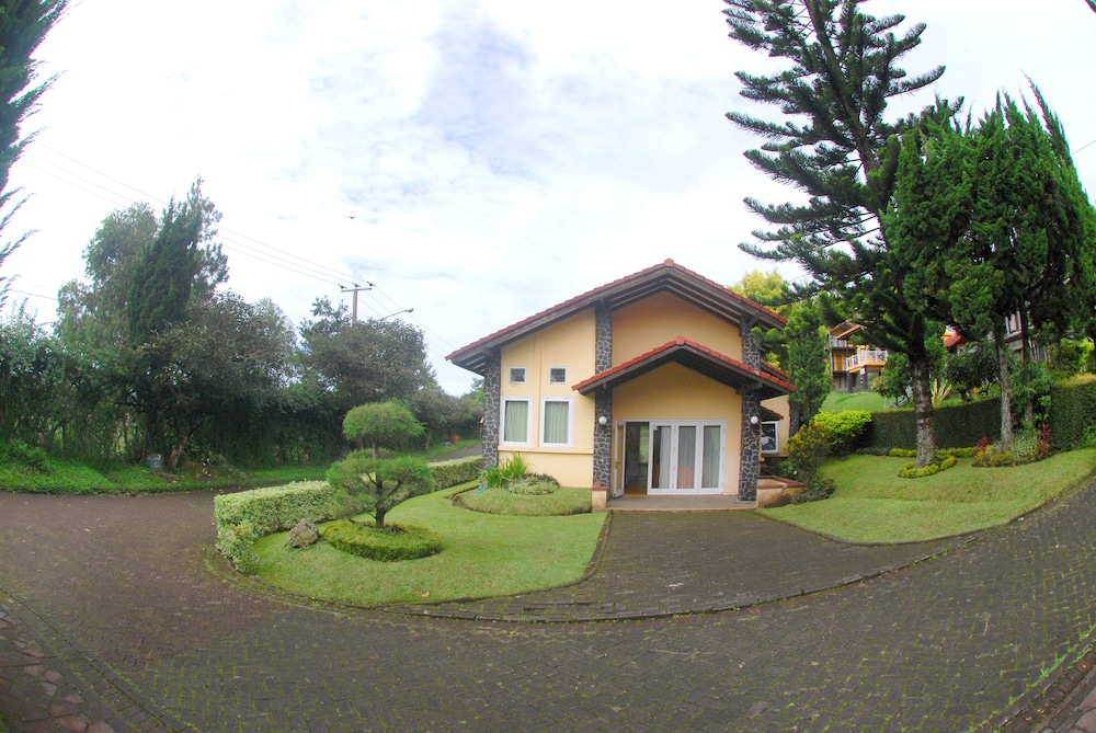 Villa ChavaMinerva Istana Bunga-Lembang, Parongpong - 16