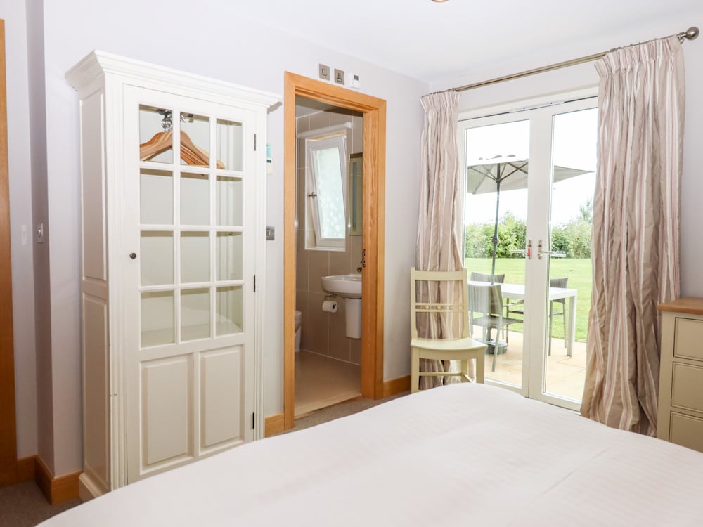 Swandown, 12 Kittwhistle