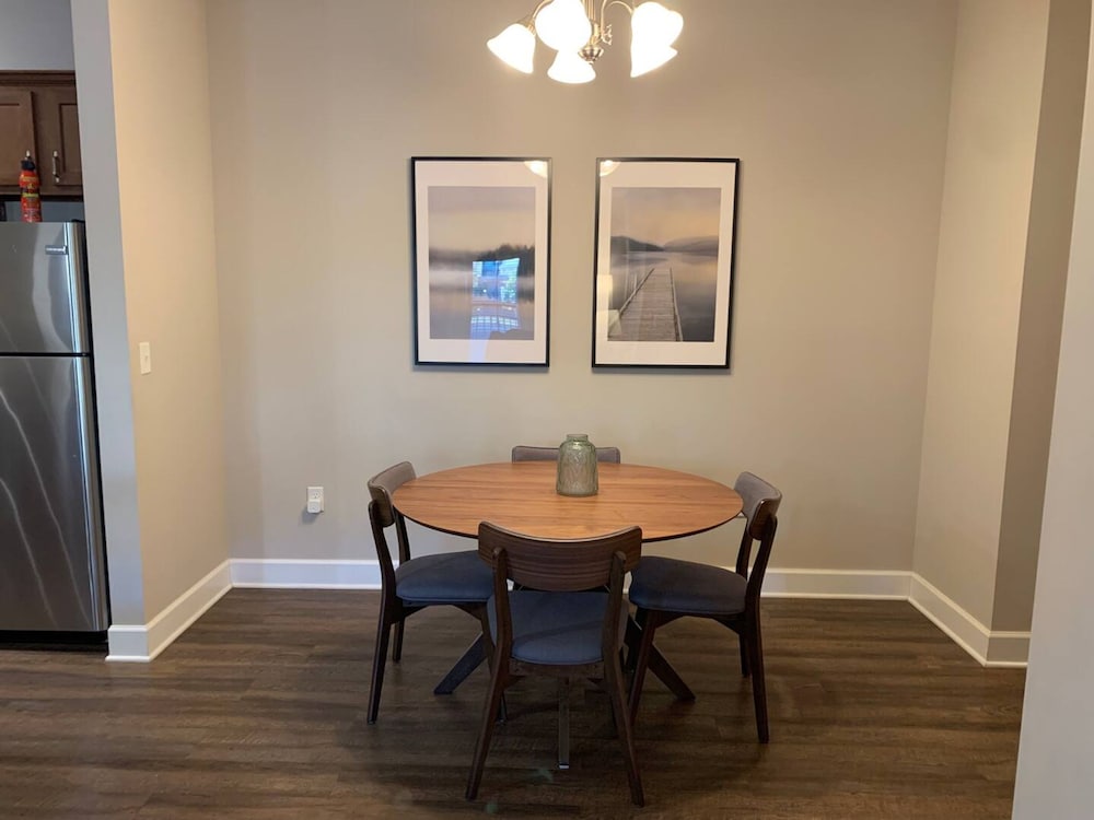 Luxury Polaris 2BR 1st Floor Pet-friendly