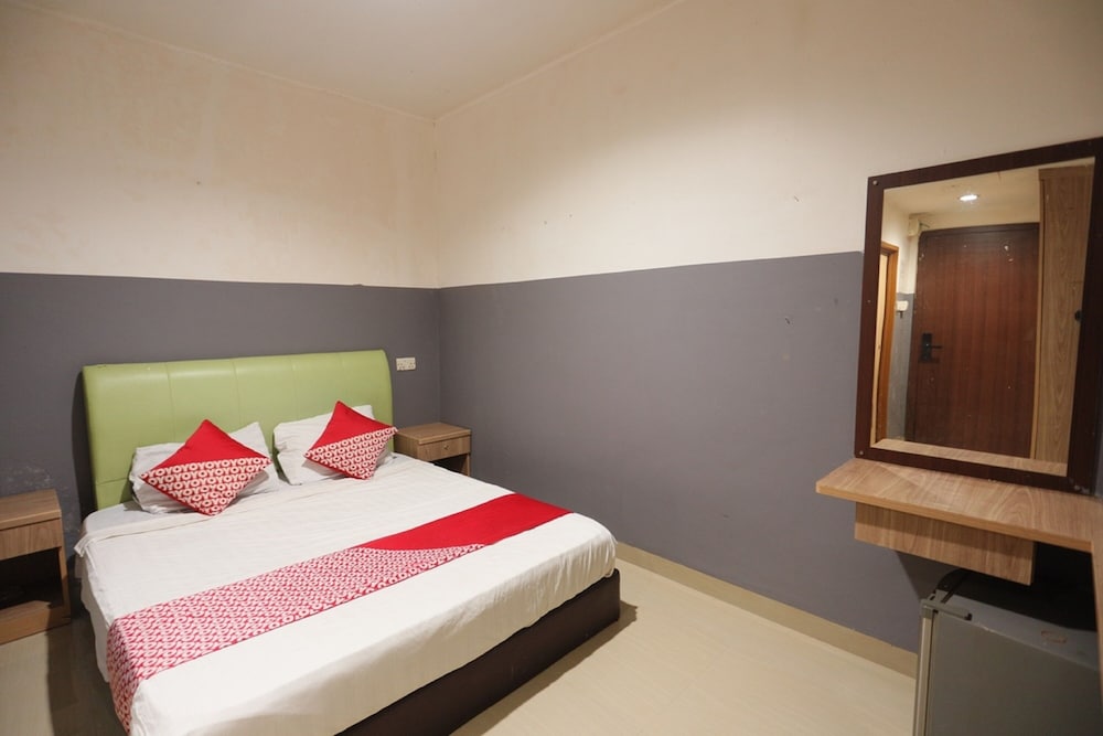 OYO 92988 City Room
