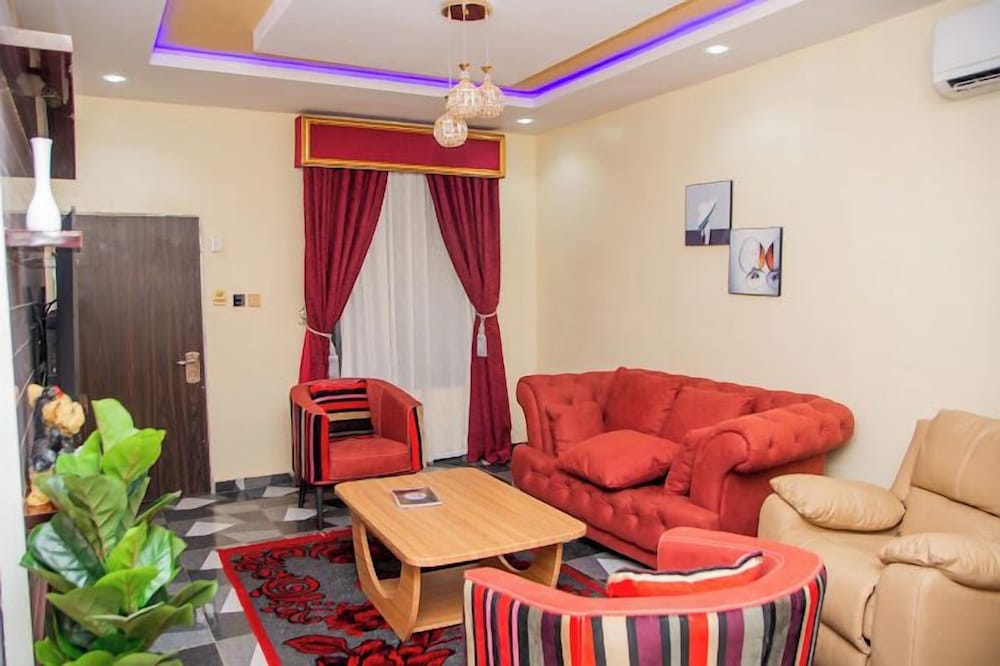 Daystar Luxury Apartment